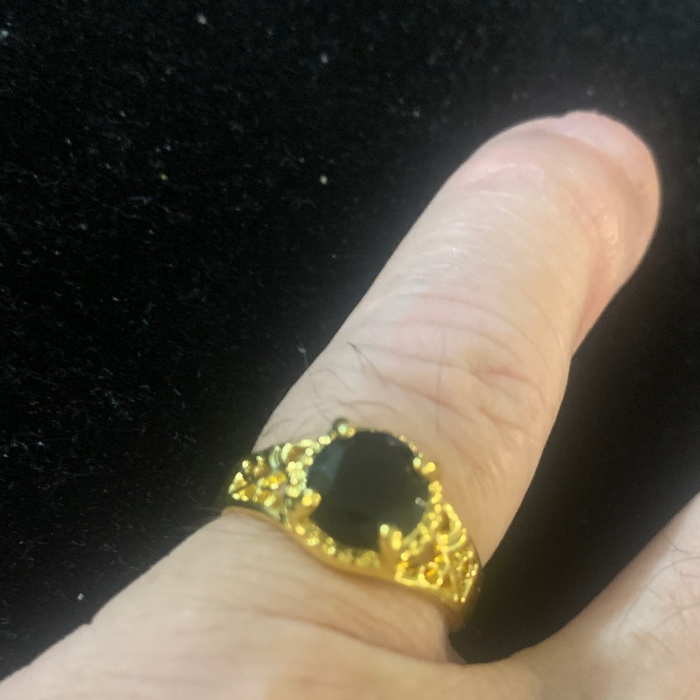 Elegant Gold and Black Ring bogo